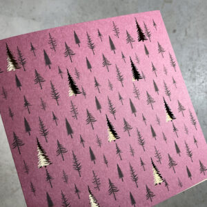weihnachtskarte pink ausgeschnittene tannenbaume